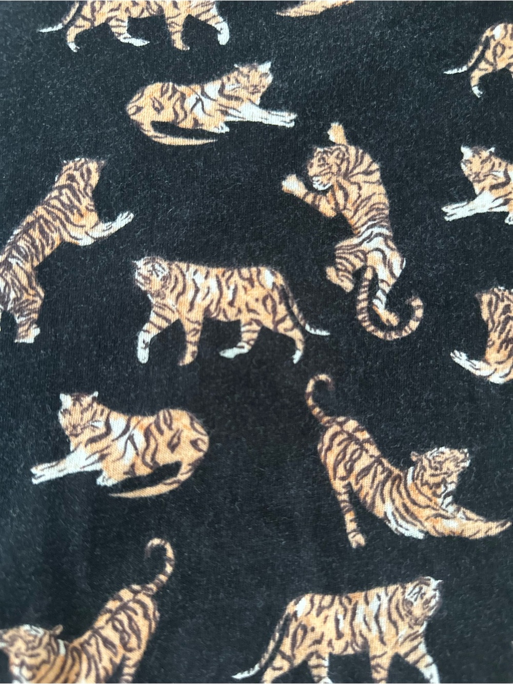 Maeve Anthropologie Cotton Tiger Print Long Sleeve Tee Black Graphic T-Shirt - Picture 4 of 11